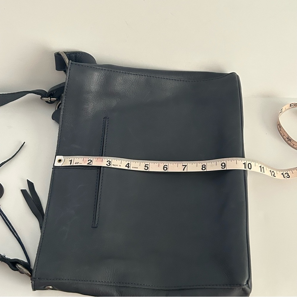 The Sak Blue Leather Purse - Picture 7 of 7